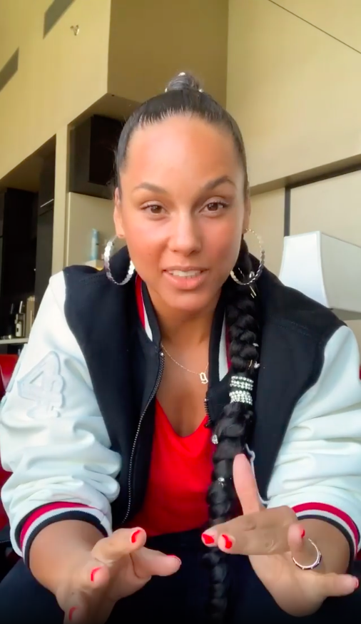 Alicia Keys Posted An Instagram Rant After Her Son Felt Ashamed To Wear His Rainbow Manicure In 8377