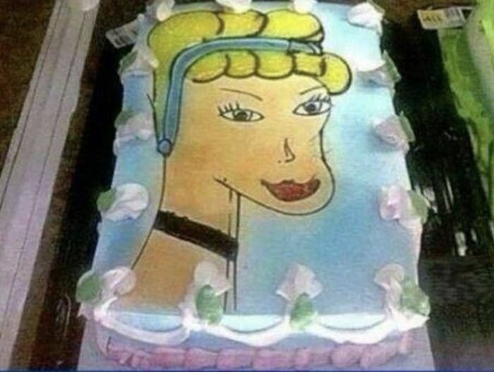 ディズニープリンセスのケーキ作ったから見て 絶望的だった
