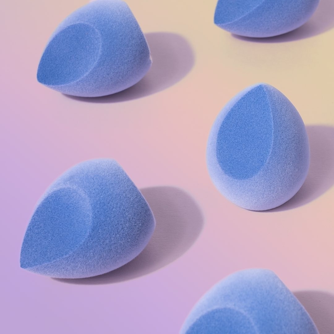 blue velvety blending sponges