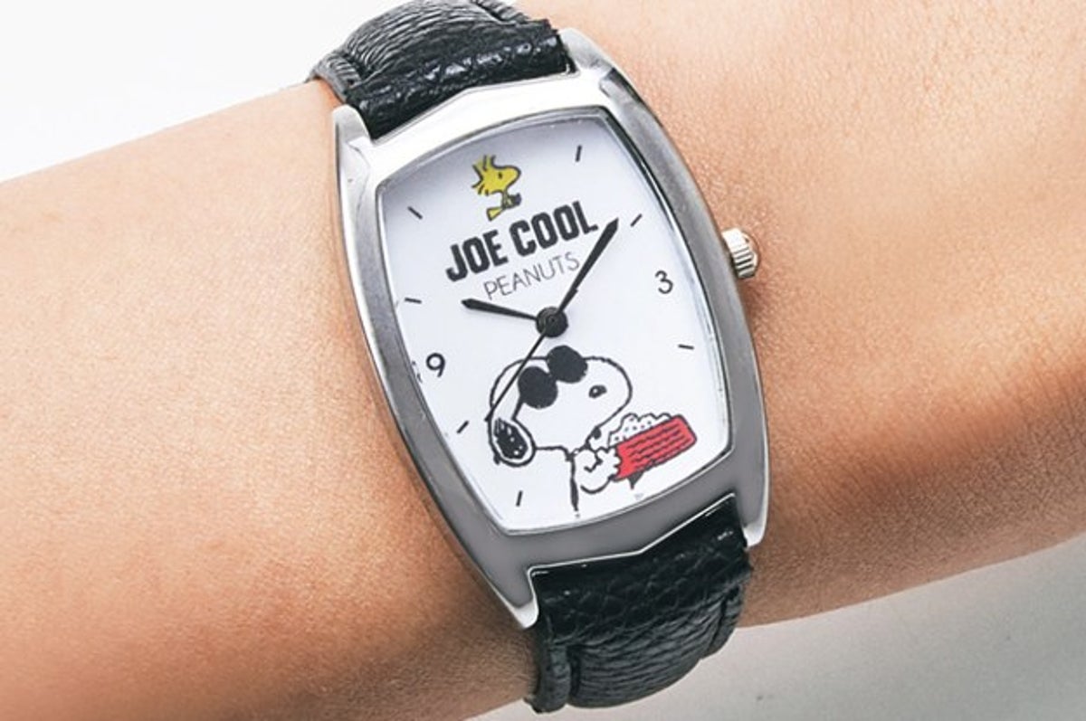 これは即買い 雑誌付録の スヌーピー腕時計 がめちゃくちゃかわいい