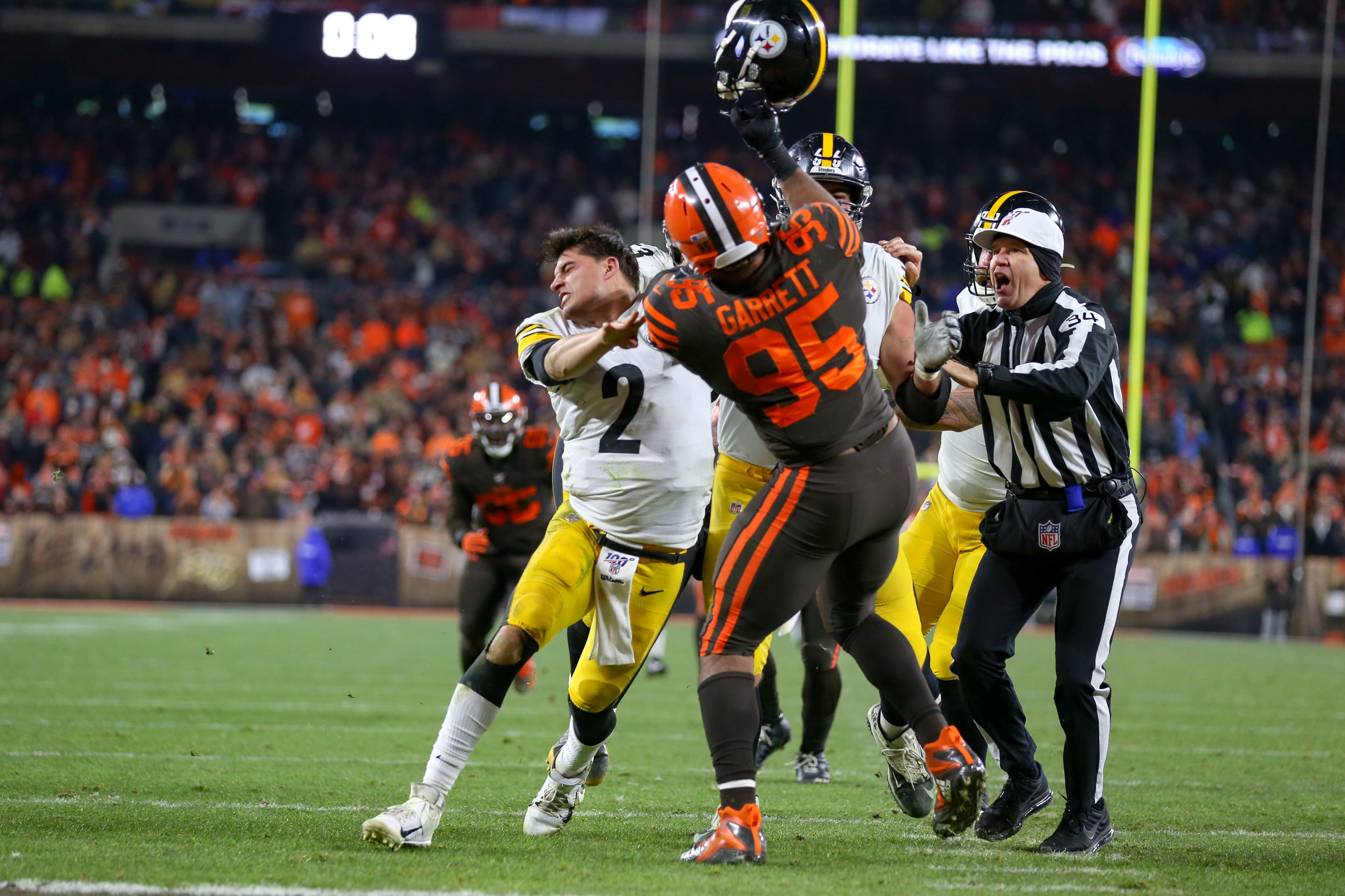 Myles Garrett suspended rest of season by NFL; Browns, Steelers fined