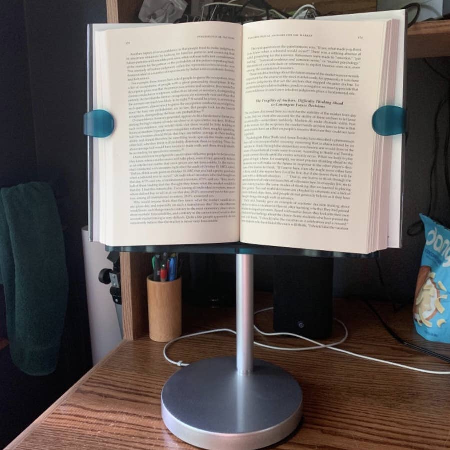 Have You Seen These Super Useful Book-Reader Gadgets?