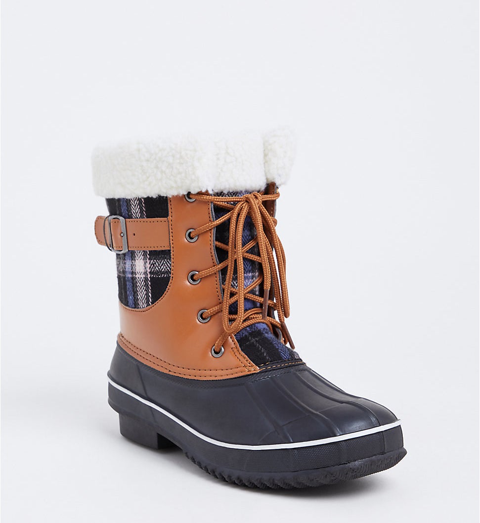34 Pairs Of Winter Boots To Keep Your Feet Warm This Winter