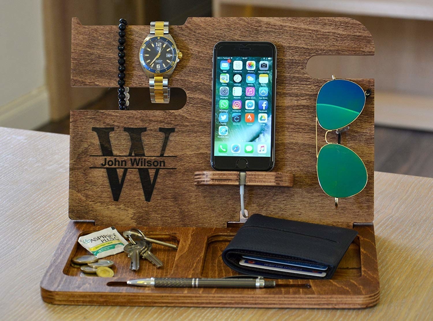 43 Gifts For Your Boss That Might Get You Named Employee Of The Month 