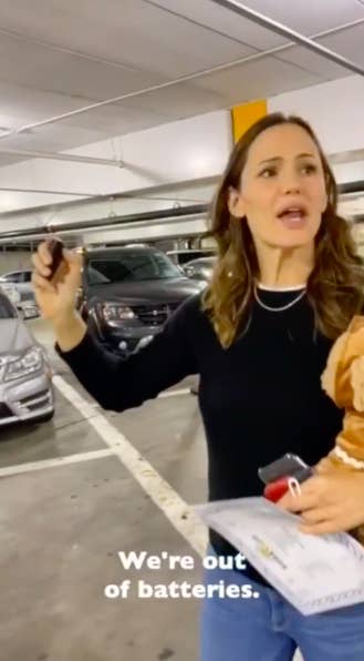 Jennifer Garner Lost in Parking Garage with Build a Bear is All of Us