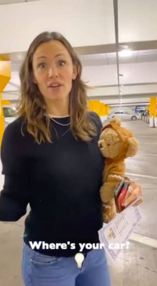 Jennifer Garner Lost in Parking Garage with Build a Bear is All of Us