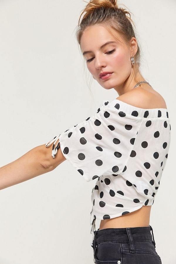 Urban Outfitters Is Giving 40% Off Items That Are *Already* On Sale And ...