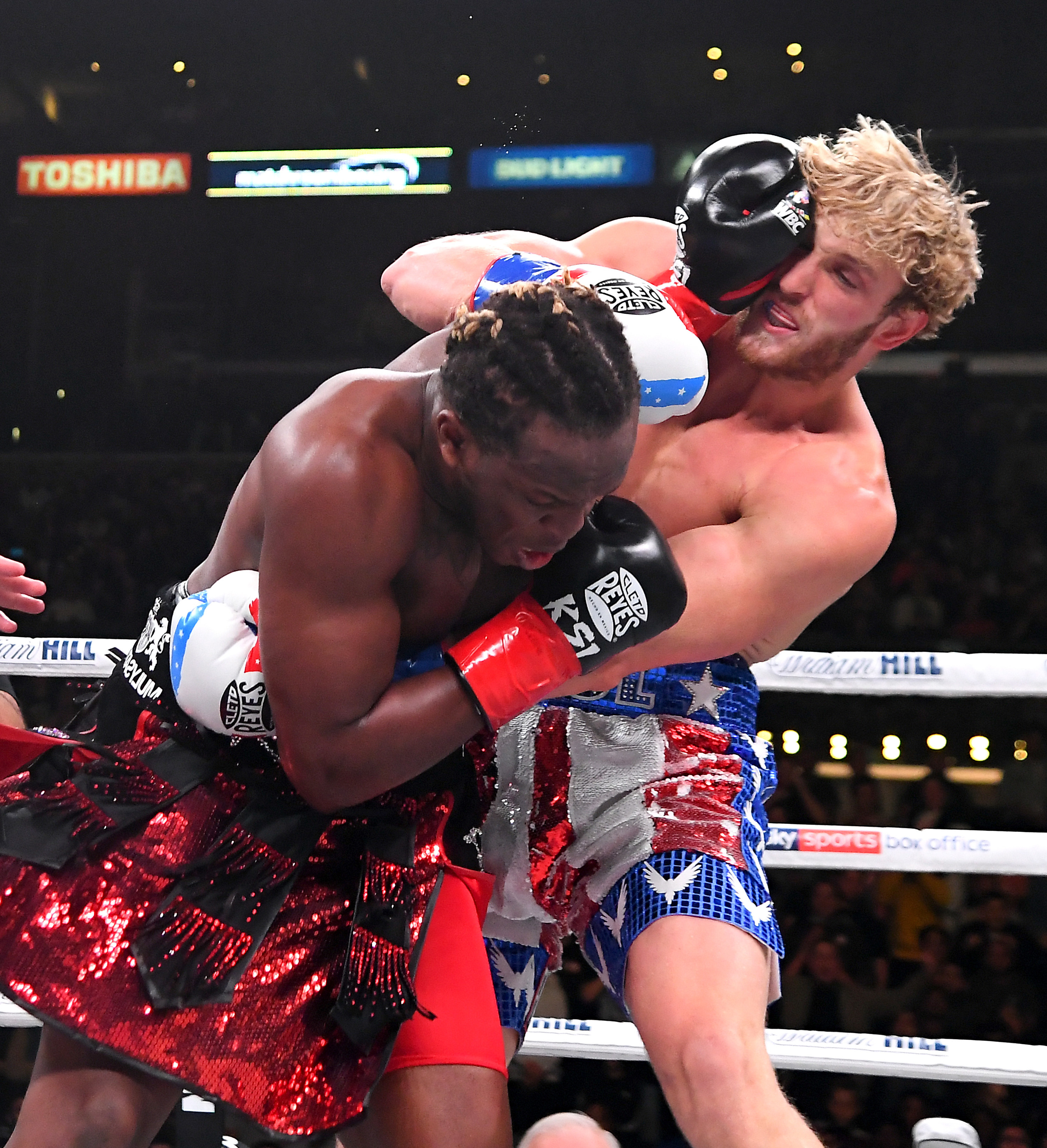 Logan Paul Told Floyd Mayweather To "Bring It" After ...