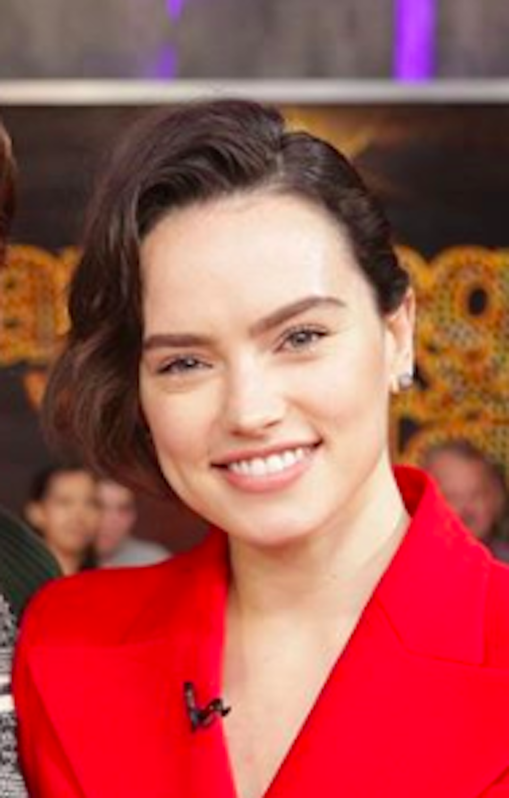 Daisy Ridley And Cole Sprouse Look Eerily Similar And We Need To Talk About  It