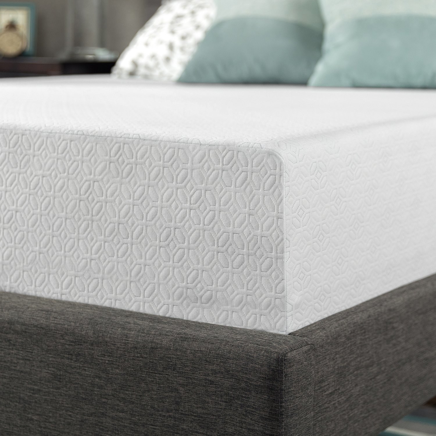 This Highly-Rated Mattress Is 30% Off For Cyber Weekend On Amazon Canada