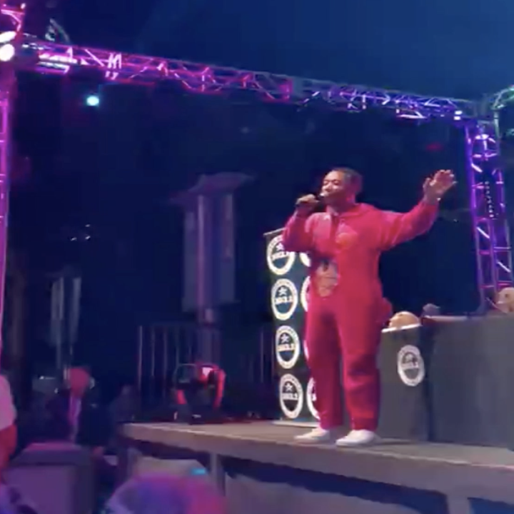 John Legend Got Wine Drunk And Sang His Own Song To A Crowd At