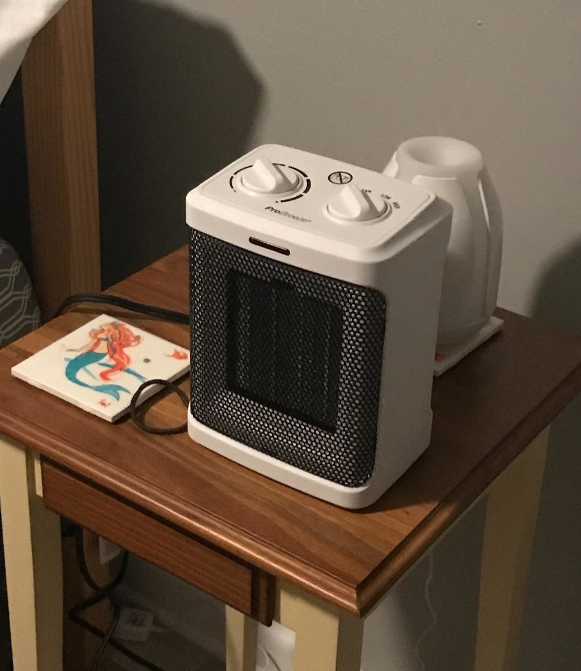 The space heater in white