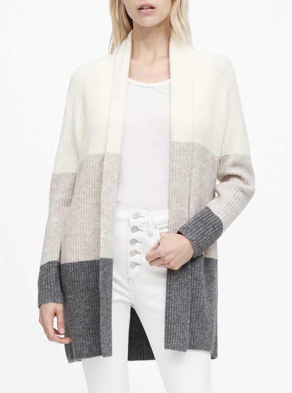 Banana Republic Is Having A 40 Off Sale And If You Need Me I Ll