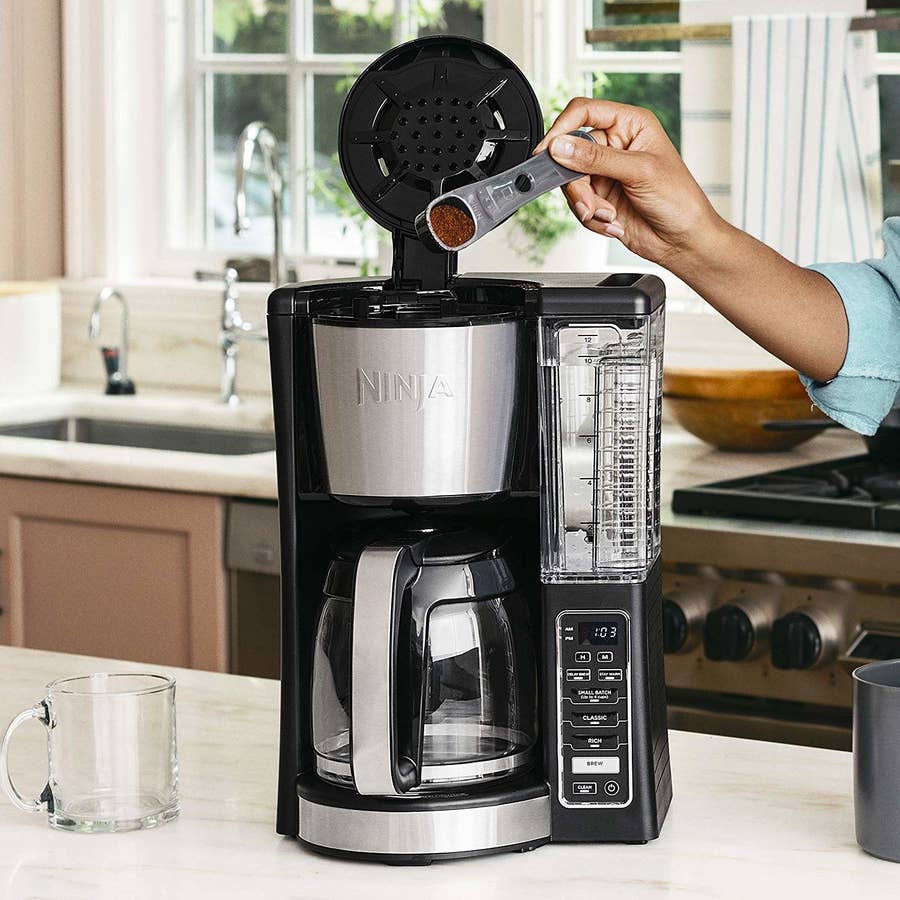  Mr. Coffee 5-Cup Digital Display Programmable Coffee Maker Mini  Brew Now or Later Auto Shut Off Arctic Blue: Home & Kitchen