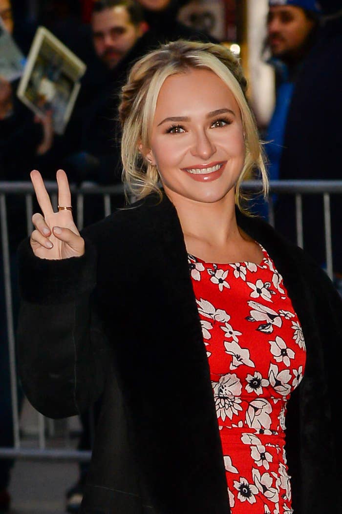 Hayden Panettiere Shows Off Short Haircut In Return To Social Media After Hiatus 