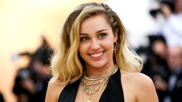 Quiz: Are These Celebrities Over, Under, Or Exactly 25 Years Old?