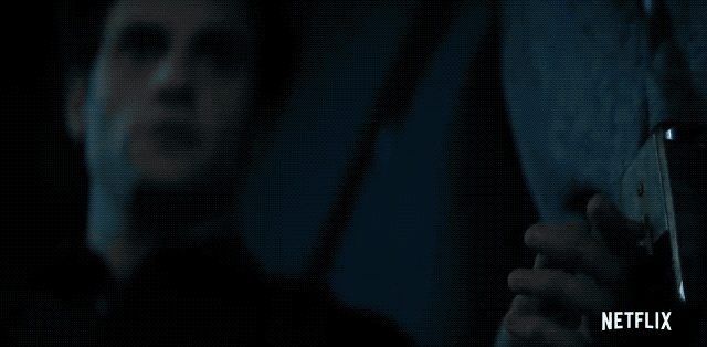 Résultats de recherche d'images pour « book glass joe netflix gif »