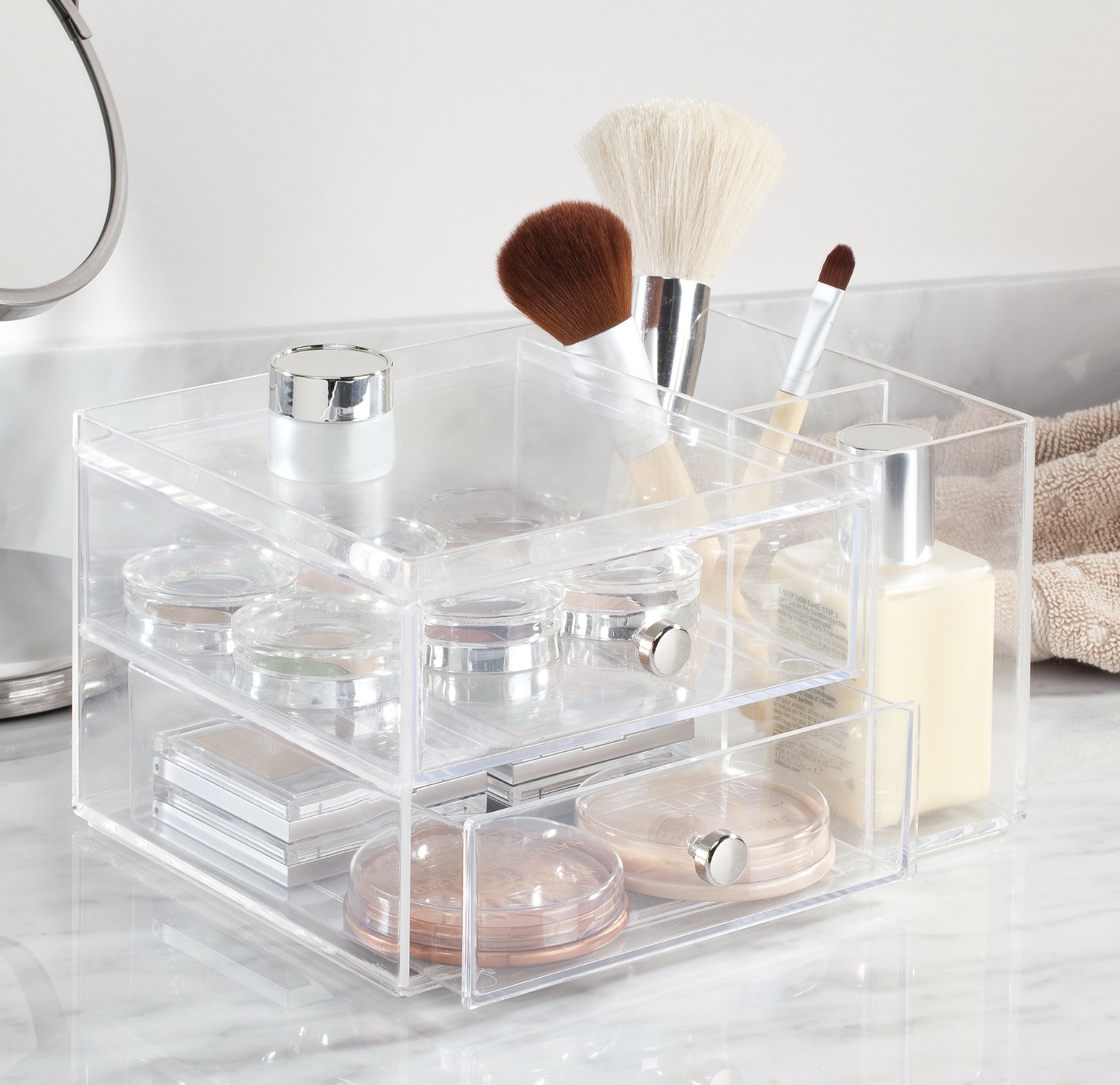 the clear drawer set with makeup