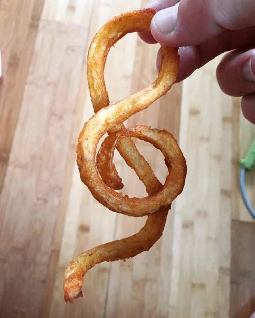 A curly fry shaped just like a treble clef