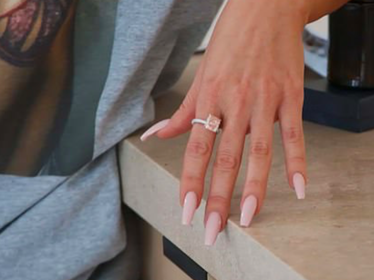 Khloe Kardashian engaged? Star shows off huge diamond ring