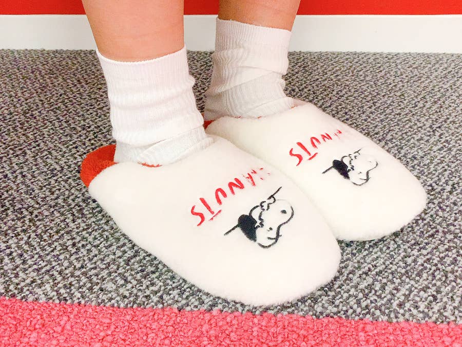 は ユニクロさん こんなにかわいい スヌーピーグッズ が00円以下ってマジですか
