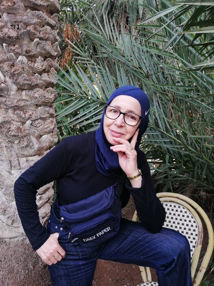 Woman S Instagram About Her Mum S Fashion Looks