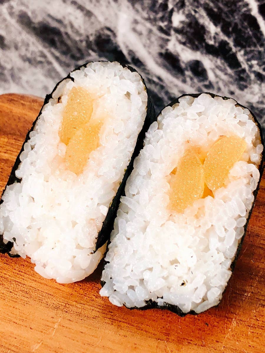 思わず2度見 ローソンのおにぎりが思い切ってる