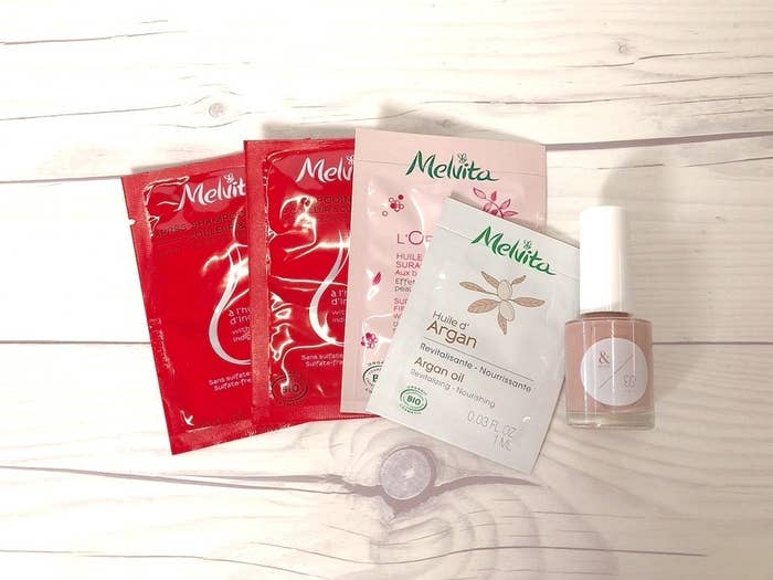 大人気 Uka とのコラボネイルをゲット 今月買うべき雑誌は絶対コレです