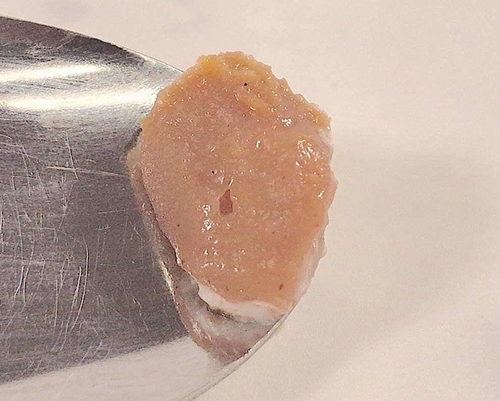 セブンにめちゃくちゃおいしいモンブランがあったんだけど 栗が濃すぎてビックリした