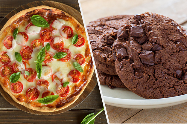 Make A Pizza And We'll Tell You Which Chocolate Dessert You Are