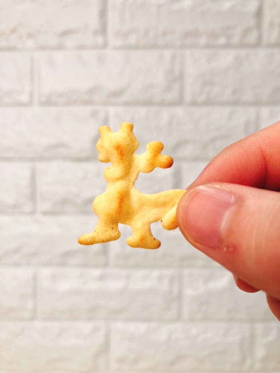 え ええ セブンに売ってる おっとっと がポケモンの形してるんだけど