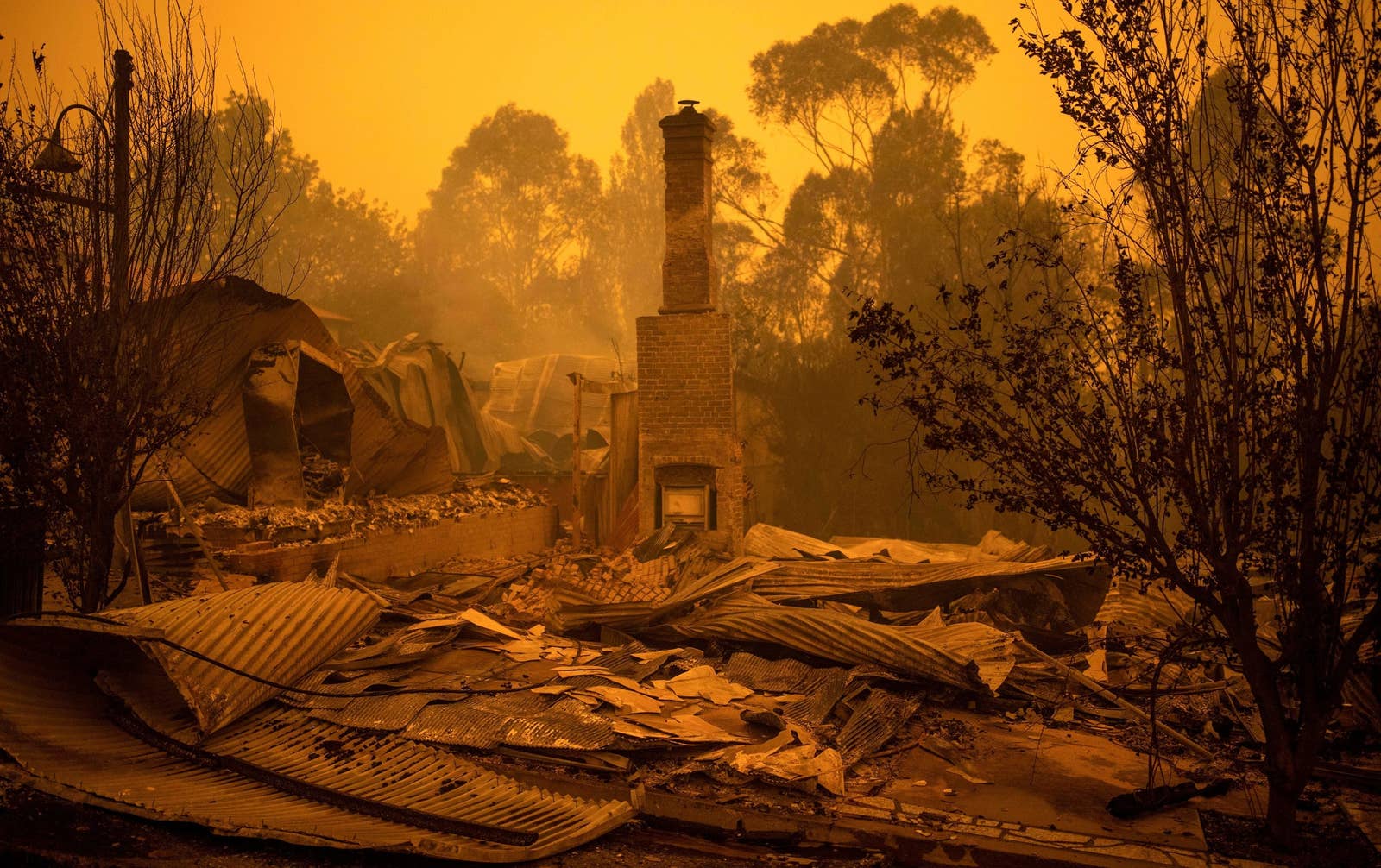 australian bushfire 2020 humanity broken houses