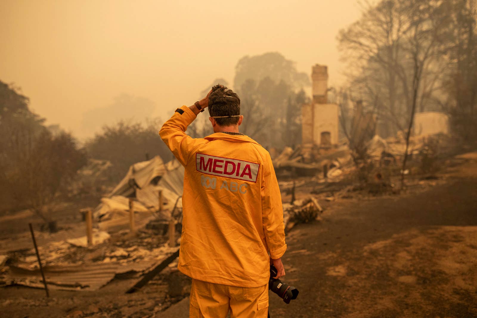 australian bushfire 2020 humanity image of the year