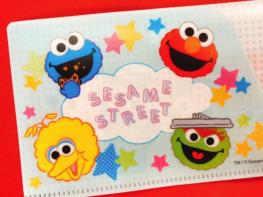 ダイソーで見つけた マスクケース がマジで便利 これ 今の時期に大活躍するやつじゃん