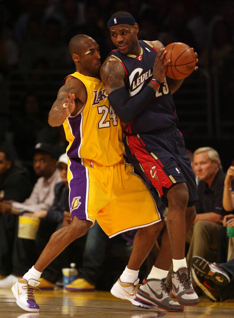 Lebron James Writes Instagram Message To Kobe Bryant After His Shock Death