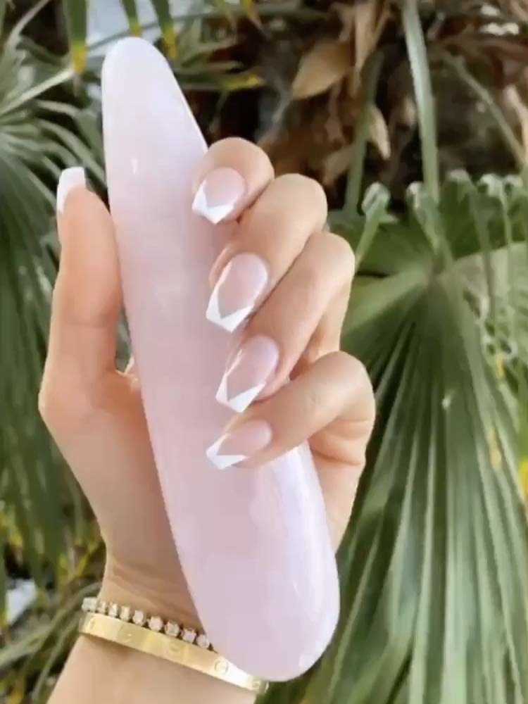 Long and smooth crystal dildo 