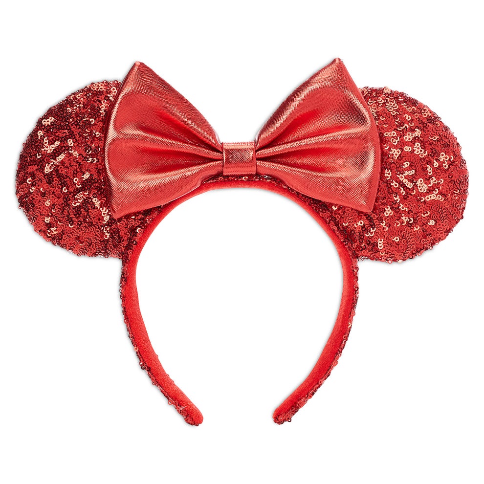 Romantic Valentine's Day Gift Ideas For Anyone Obsessed With Disney