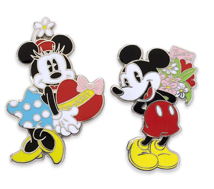 Pin by gabe 🦮 on valentines day for minnie