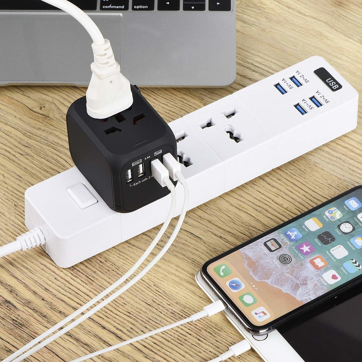 the outlet adaptor with devices plugged in