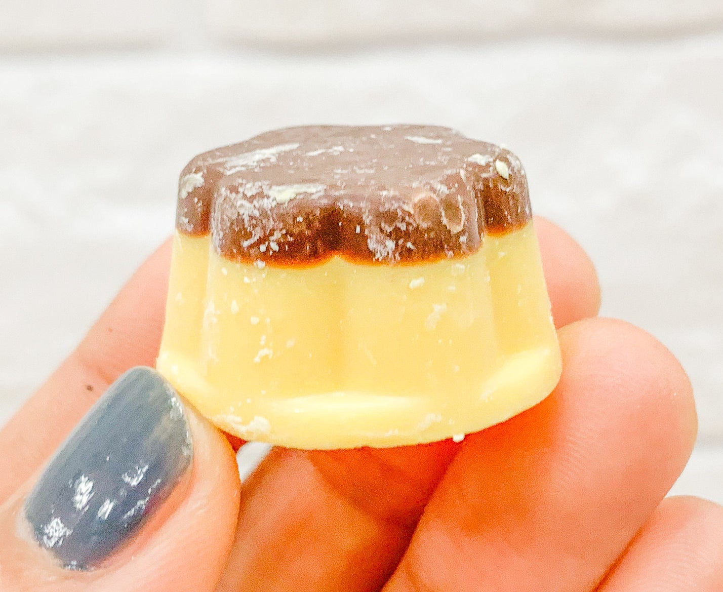 マジで美味しい どハマりしてる ファミマが売ってる 138円チョコ が想像以上にプリンだった マジで美味しい どハマりしてる ファミマが売ってる 138円チョコ が想像以上にプリンだった