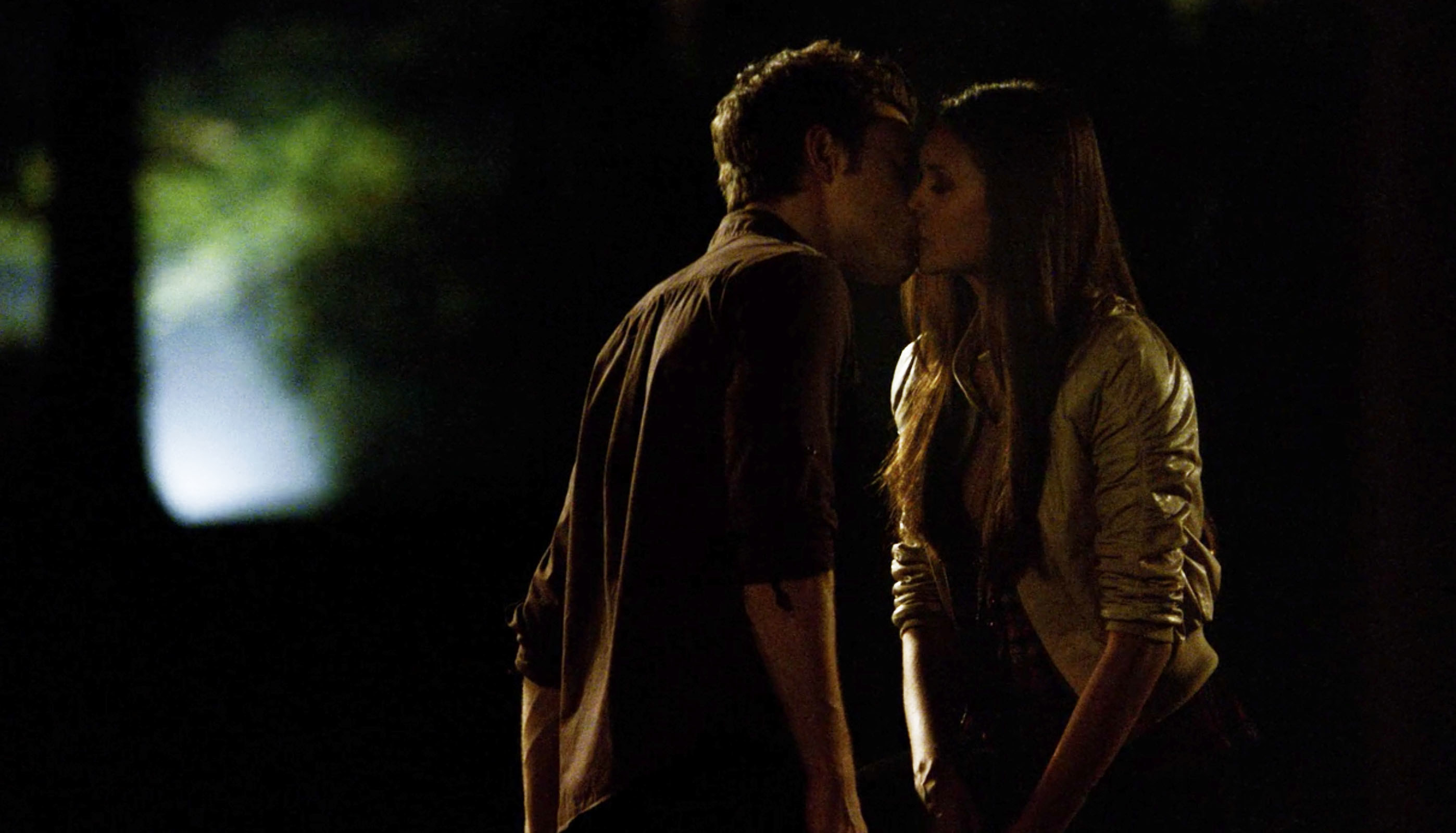 Elena and Stefan kissed for the first time to. 
