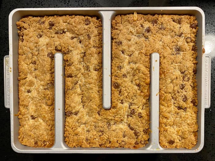 squiggle shaped tray filled with cookie
