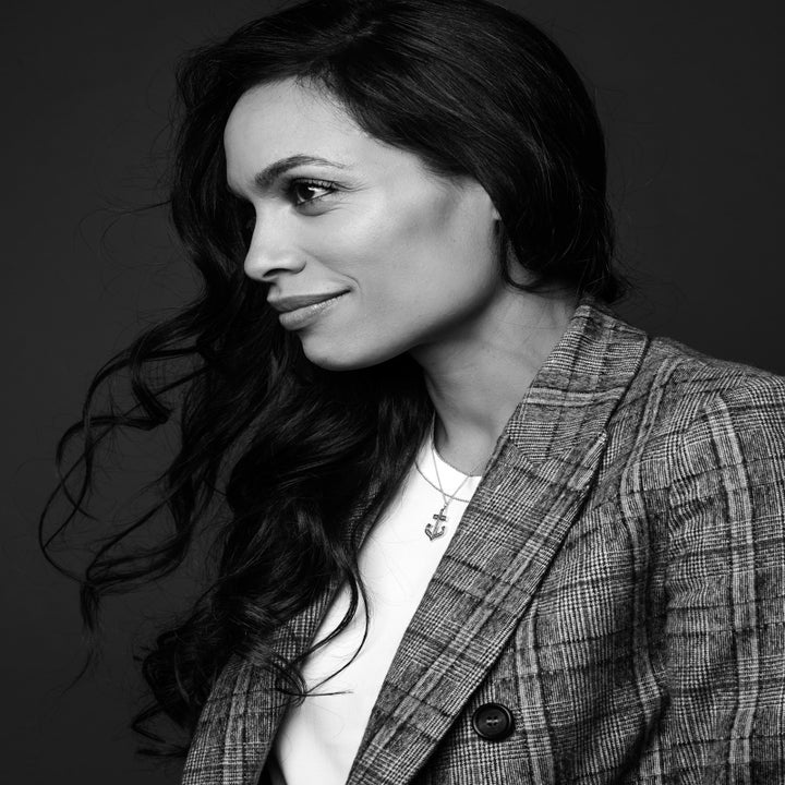 Jane The Virgin Rosario Dawson Had No Idea Petra And Jr Would Fall In Love