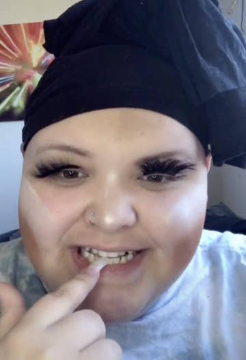 sub-buzz-197-1581623694-21.png?downsize=