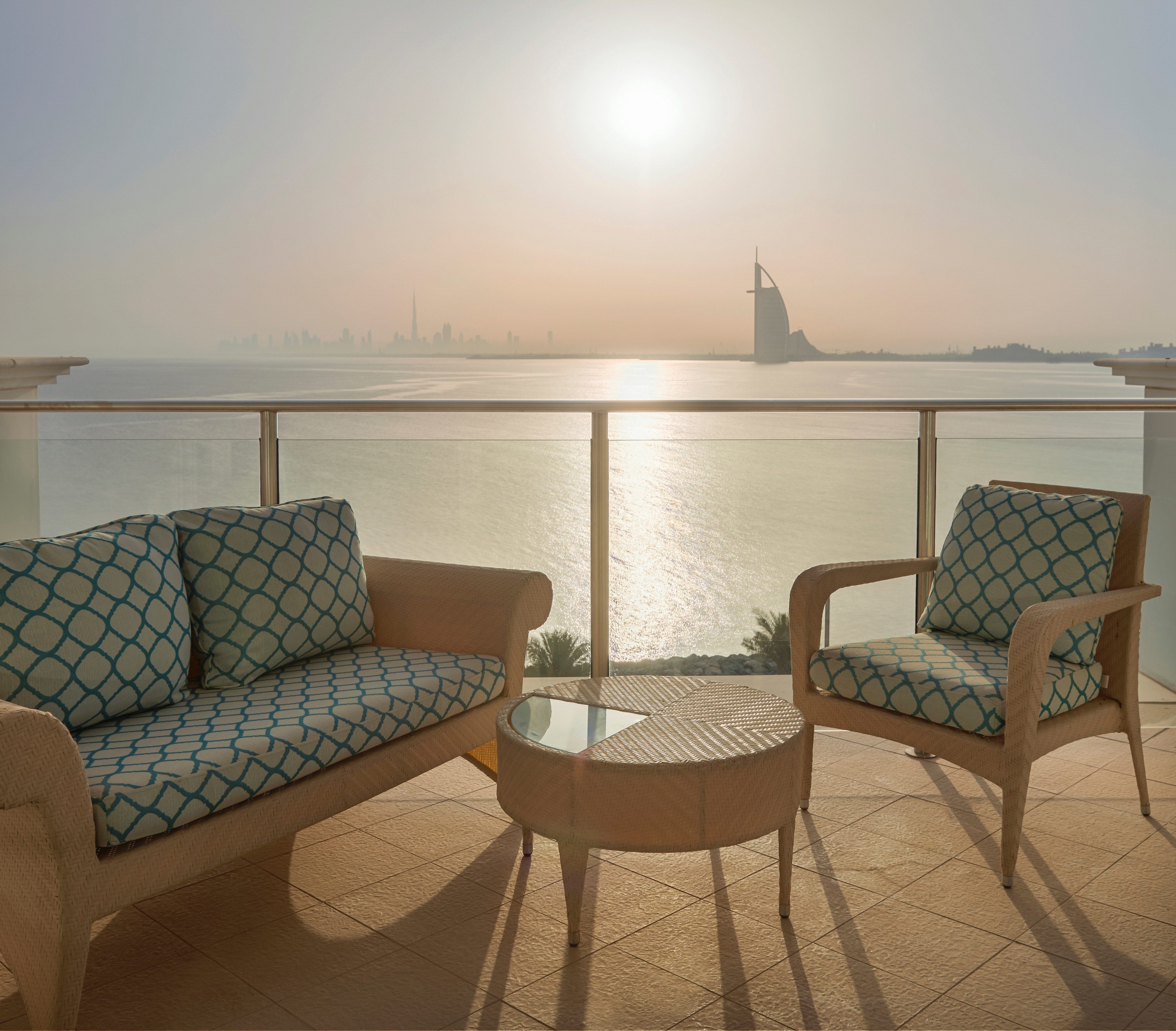 Waldorf astoria dubai palm jumeirah. Вальдорф Астория Дубай Пальма Джумейра. Дубай отель Waldorf Astoria. Waldorf Astoria Dubai Palm Jumeirah 5* Deluxe. Отель Palm Jumeirah Валдорф Астория.