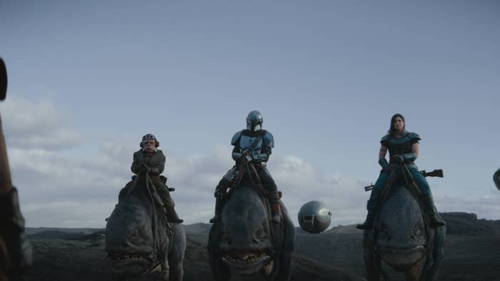 The Mandalorian Behind The Scenes Facts You Probably Didn T Know But 100 Should