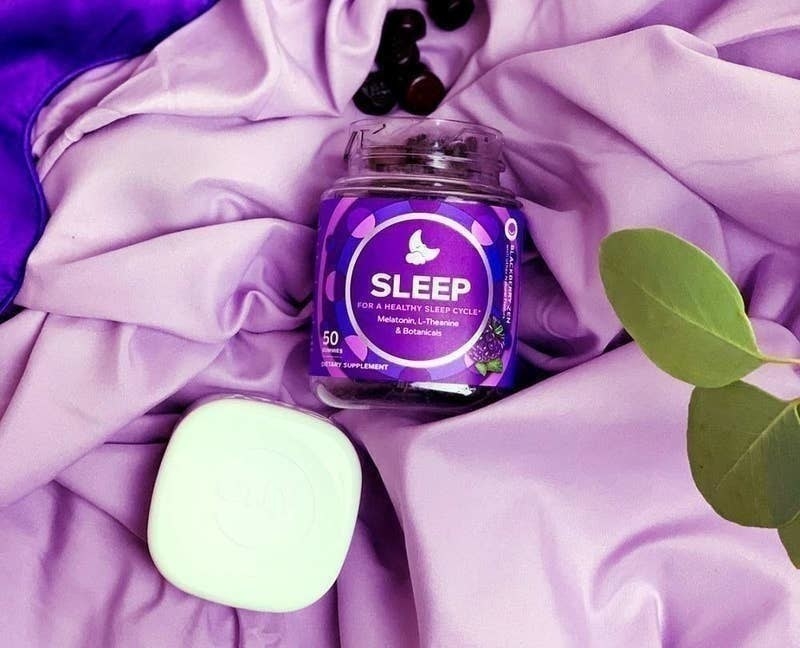 the jar of the sleep gummies