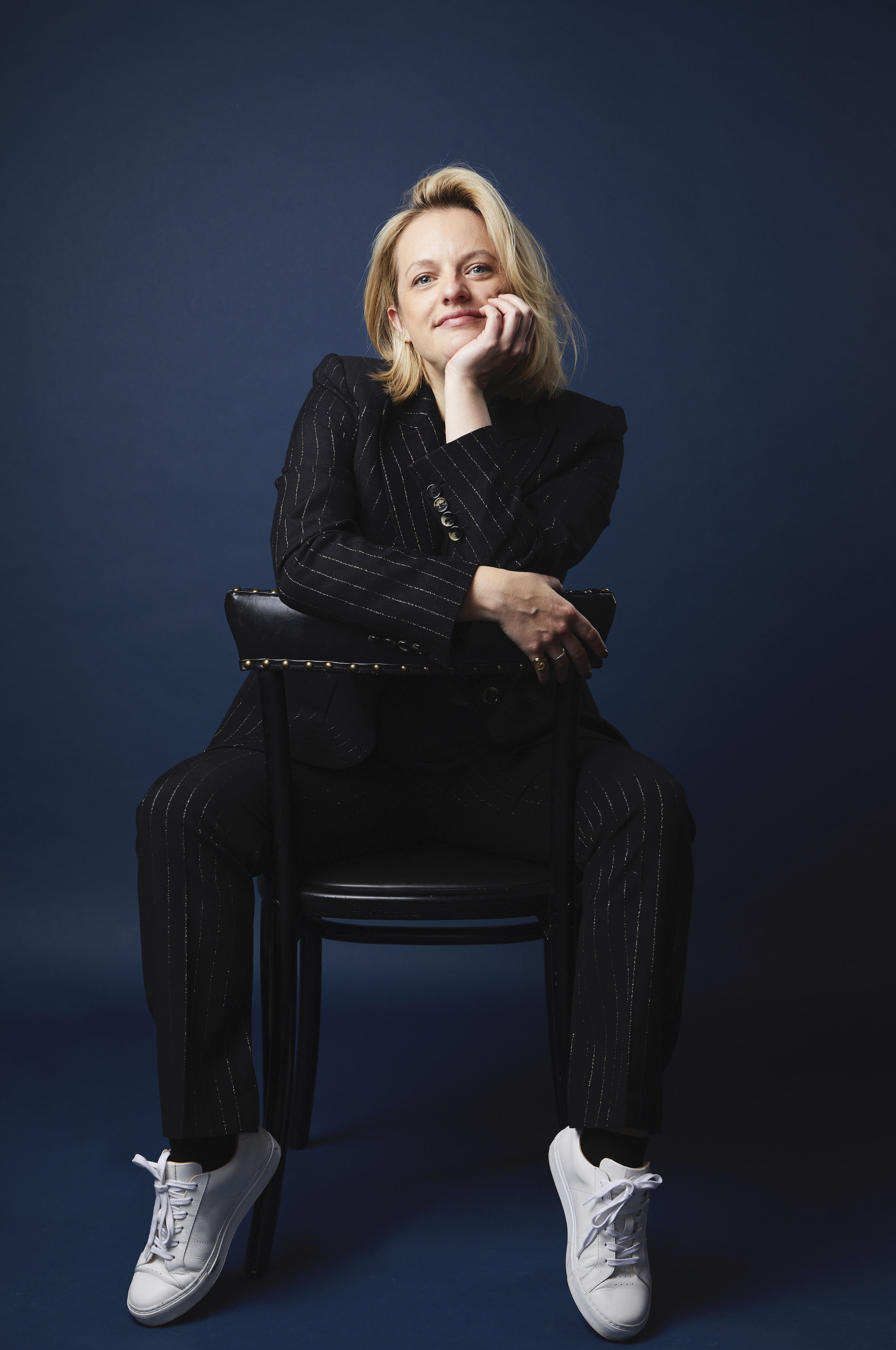 elisabeth moss nike shoes invisible man