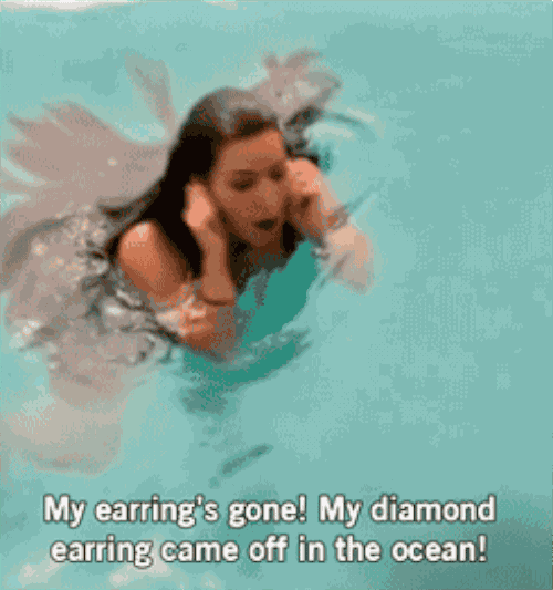 Kim Kardashian Admits She S Never Gone In Her Own Pool While Discussing Her House With Kanye