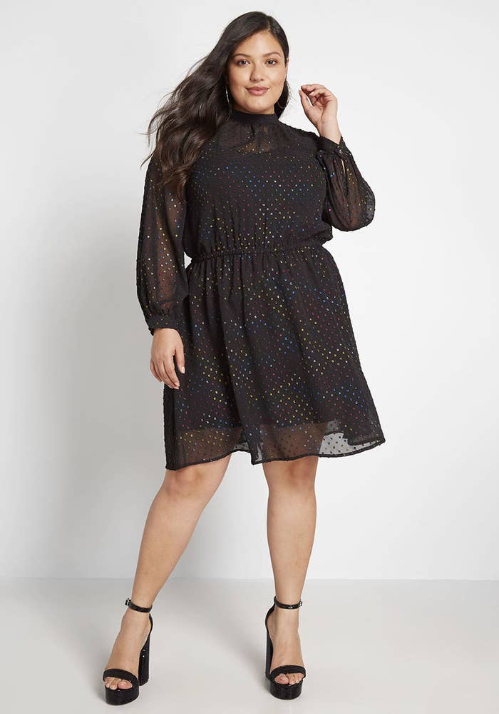 33 Gorgeous Long-Sleeved Dresses To Help Make The Cold Weather Bearable